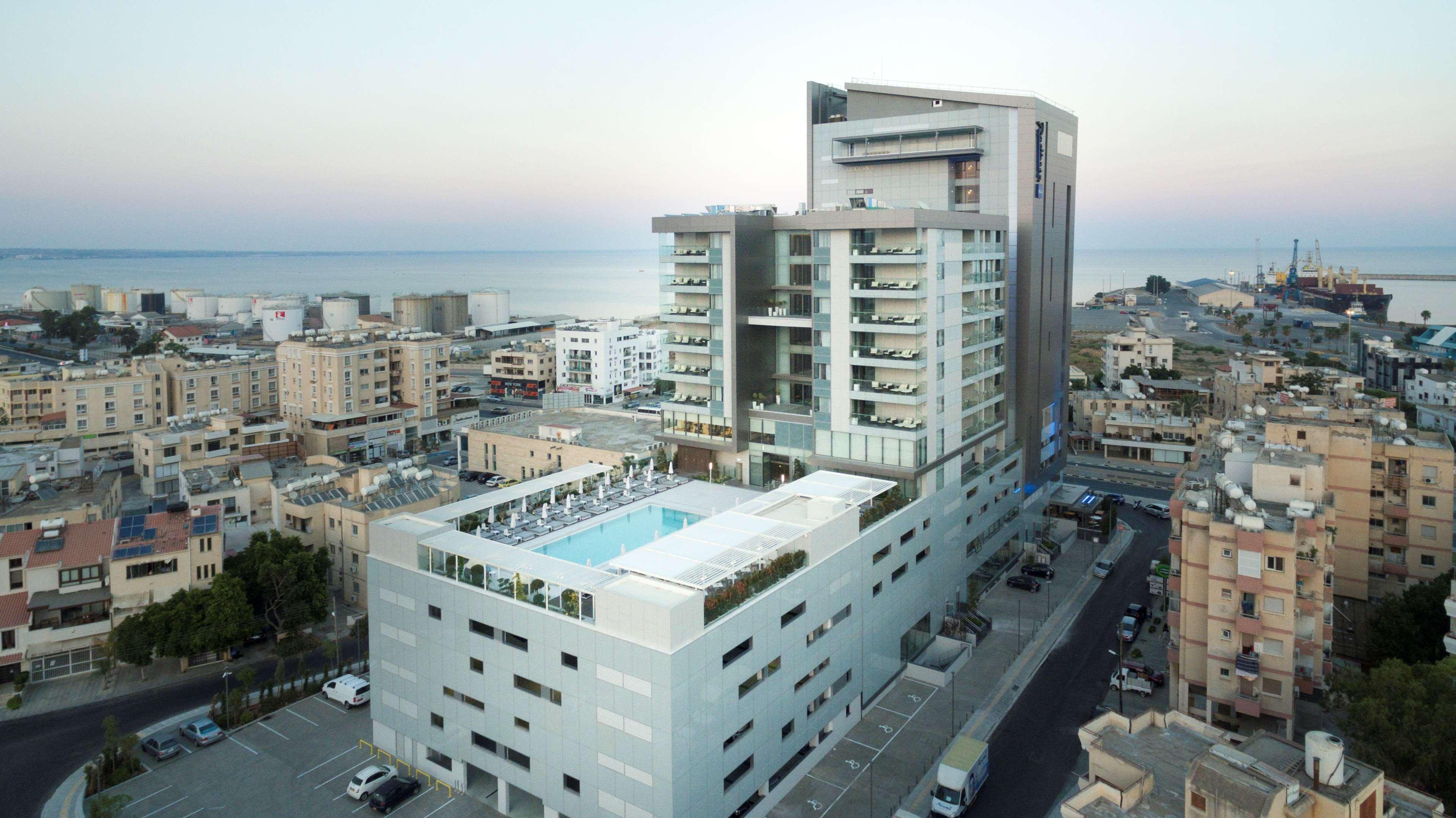 Radisson Blu Hotel, Larnaka Exterior foto
